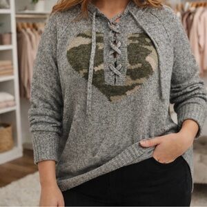 Torrid Women’s Gray Camo Heart Hoodie Sweater